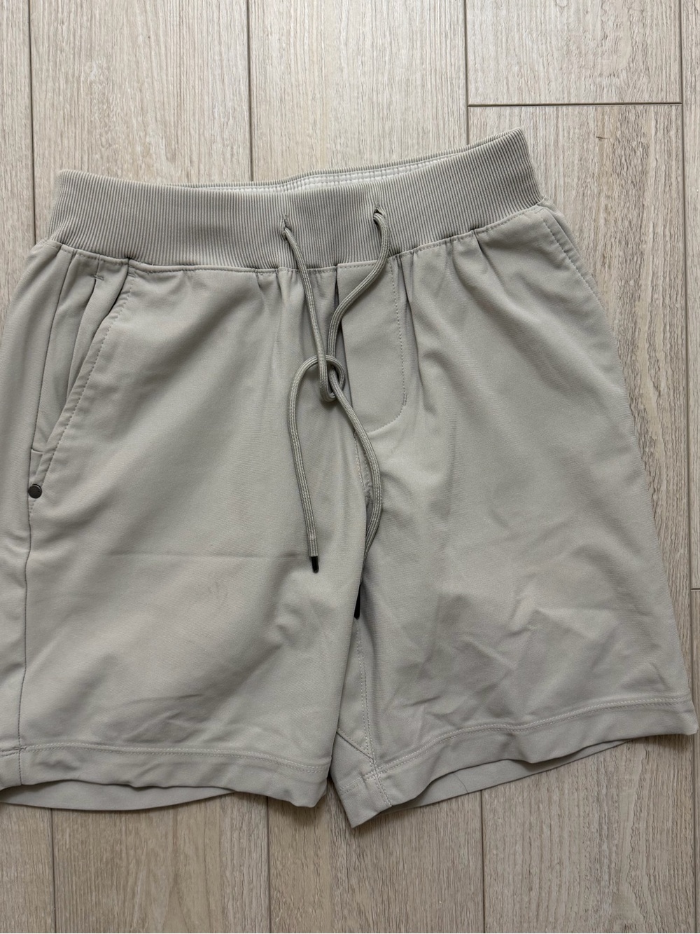 Express Men's Drawstring Athletic Shorts - Light Gray - Picture 2 of 8